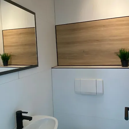 Apartmán Karls Business H42 Mit Separatem Buero Und Balkon Gera