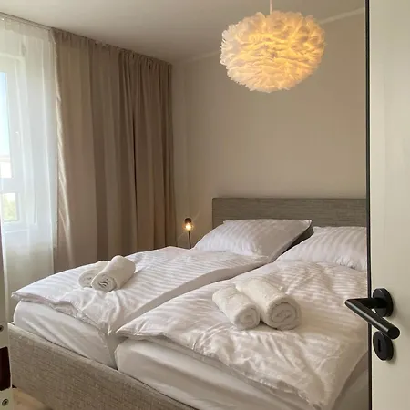 아파트 Karls Business H42 Mit Separatem Buero Und Balkon *