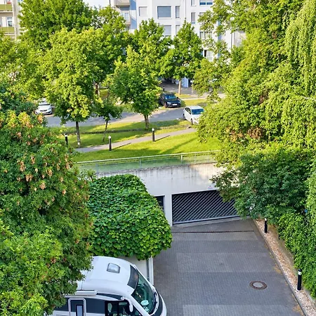 Karls Business H42 Mit Separatem Büro Und Balkon * Gera
