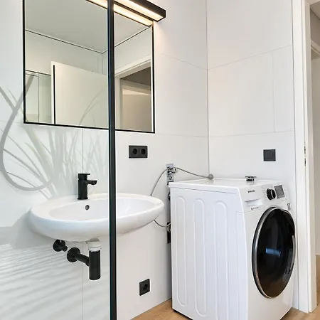 Karls Business H42 Mit Separatem Büro Und Balkon Apartment