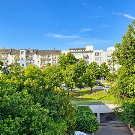 Karls Business H42 Mit Separatem Büro Und Balkon Gera